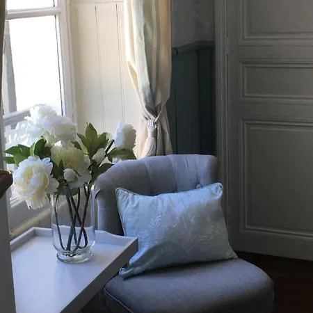 Bed and Breakfast Manoir De L'Epine Saint-Séverin Exterior foto