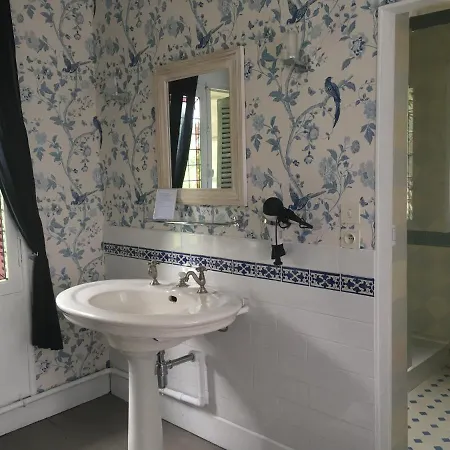Bed and Breakfast Manoir De L'Epine Saint-Séverin Exterior foto